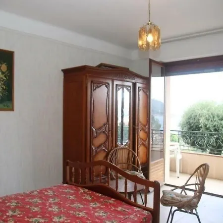 Roches Rouges 6 Apartment